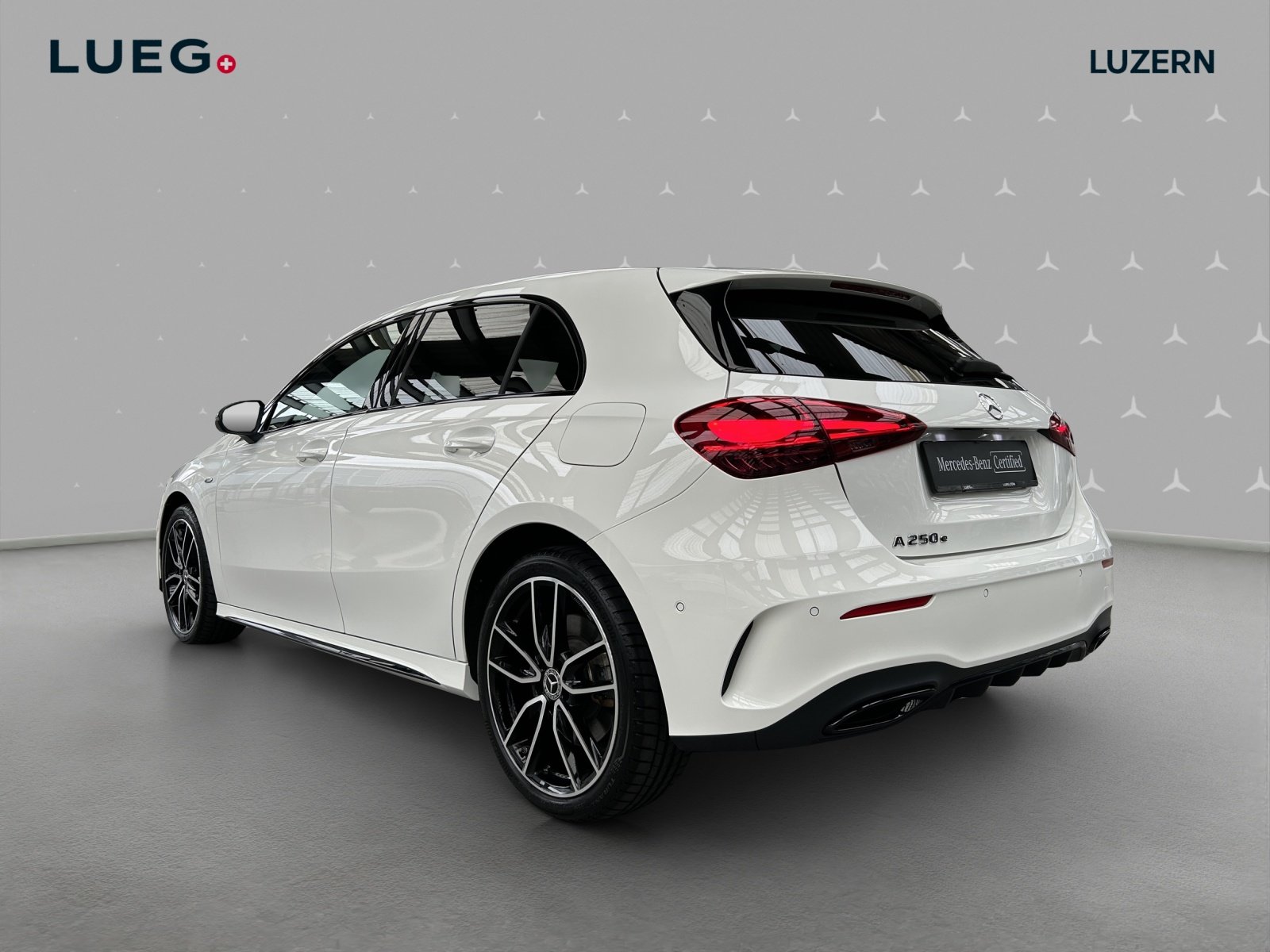 MERCEDES-BENZ A 250 e EQ Star 8G-DCT, Hybride Rechargeable Essence/Électricité, Occasion / Utilisé, Automatique - 3