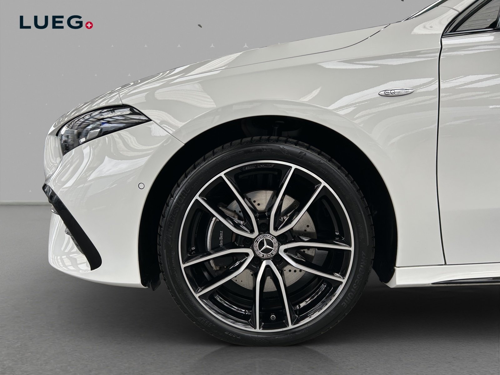 MERCEDES-BENZ A 250 e EQ Star 8G-DCT, Hybride Rechargeable Essence/Électricité, Occasion / Utilisé, Automatique - 7