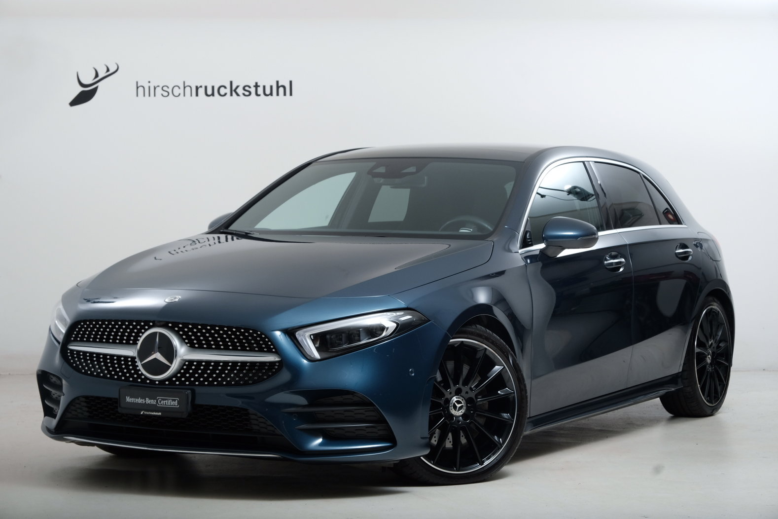 MERCEDES-BENZ A 250 AMG Line 4Matic