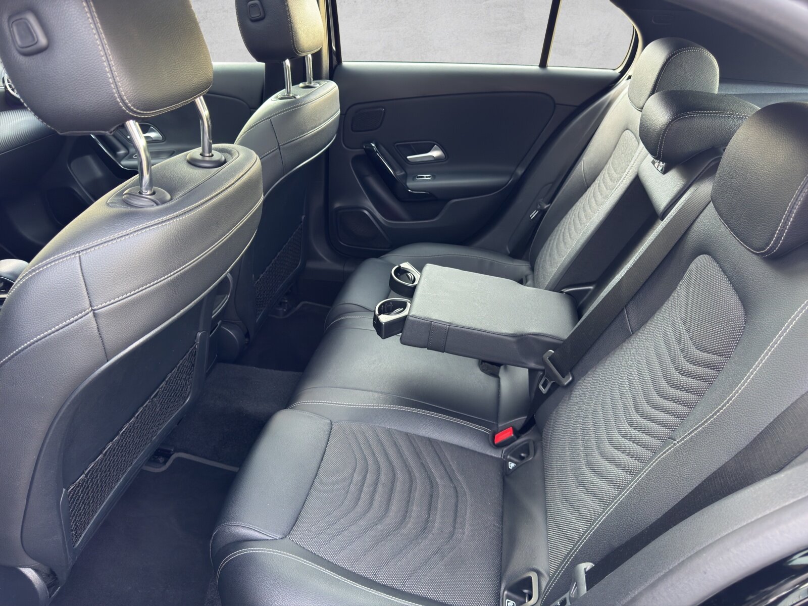MERCEDES-BENZ A 250e AMG Line 8G-DCT, Plug-in-Hybrid Benzin/Elektro, Occasion / Gebraucht, Automatik - 4