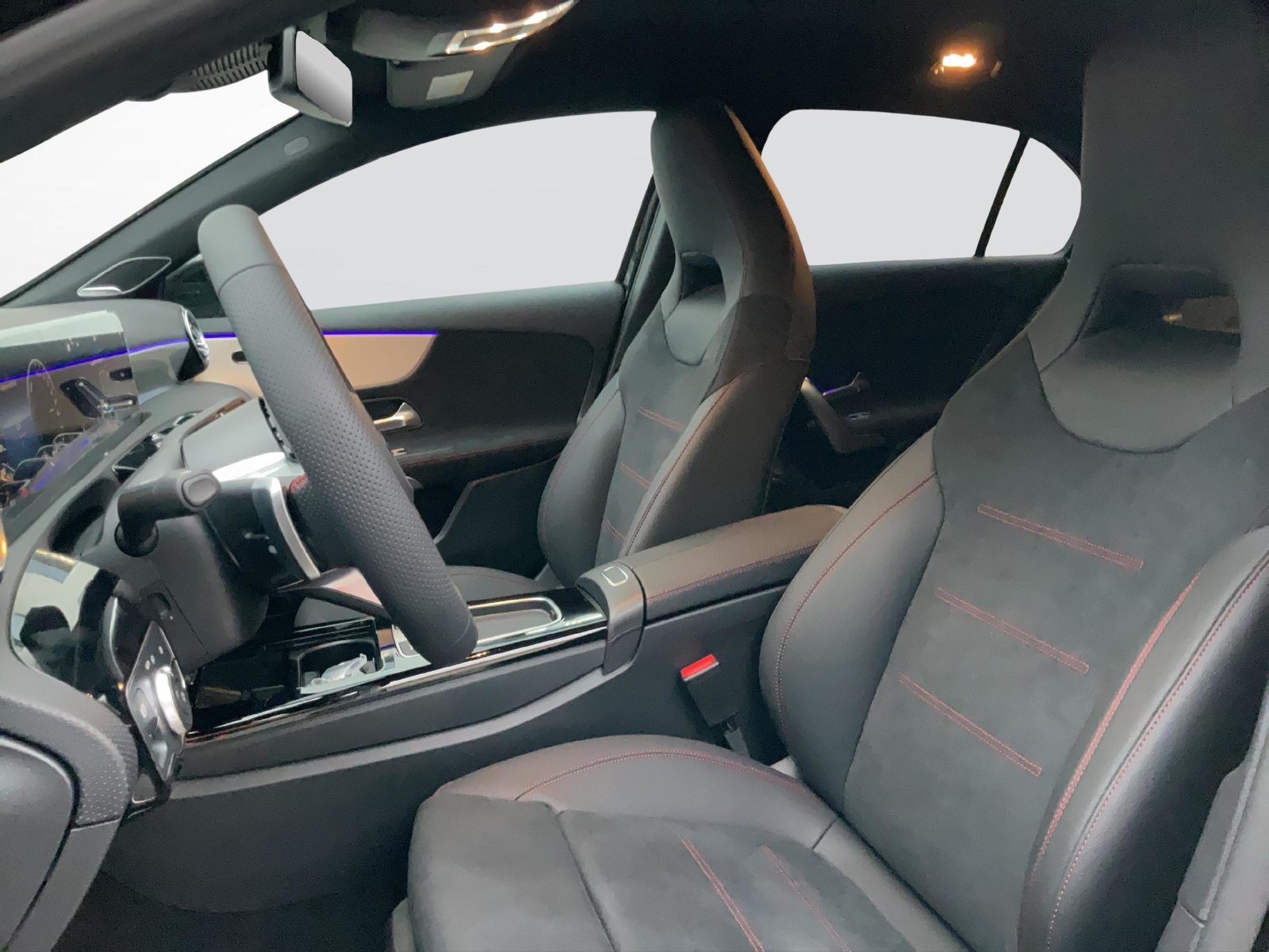 MERCEDES-BENZ A 250 e EQ Star AMG Line, Plug-in-Hybrid Benzin/Elektro, Occasion / Gebraucht, Automatik - 7