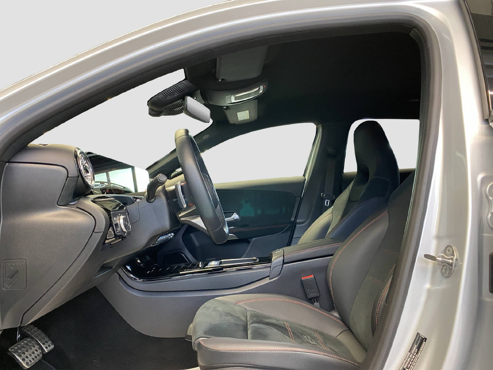 MERCEDES-BENZ A 250 AMG Line 4MATIC, Mild-Hybrid Benzin/Elektro, Occasion / Gebraucht, Automatik - 7