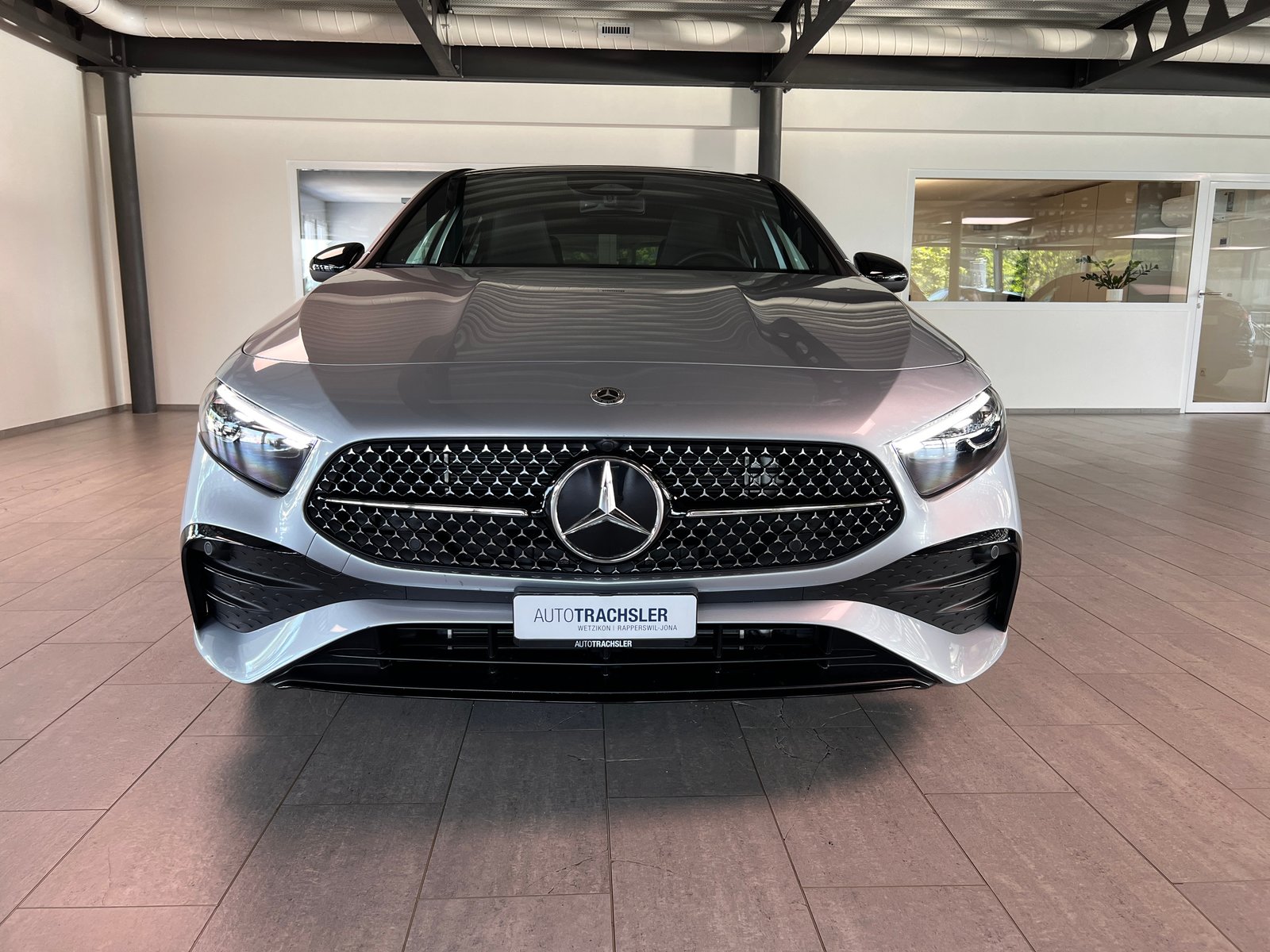 MERCEDES-BENZ A 250 e EQ Star 8G-DCT, Plug-in-Hybrid Benzin/Elektro, Occasion / Gebraucht, Automatik - 2