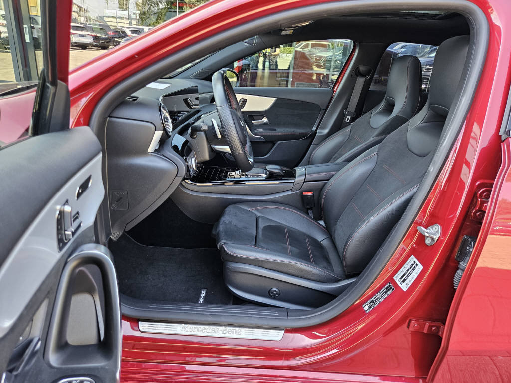 MERCEDES-BENZ A 250 4Matic AMG Line, Benzin, Occasion / Gebraucht, Automatik - 6