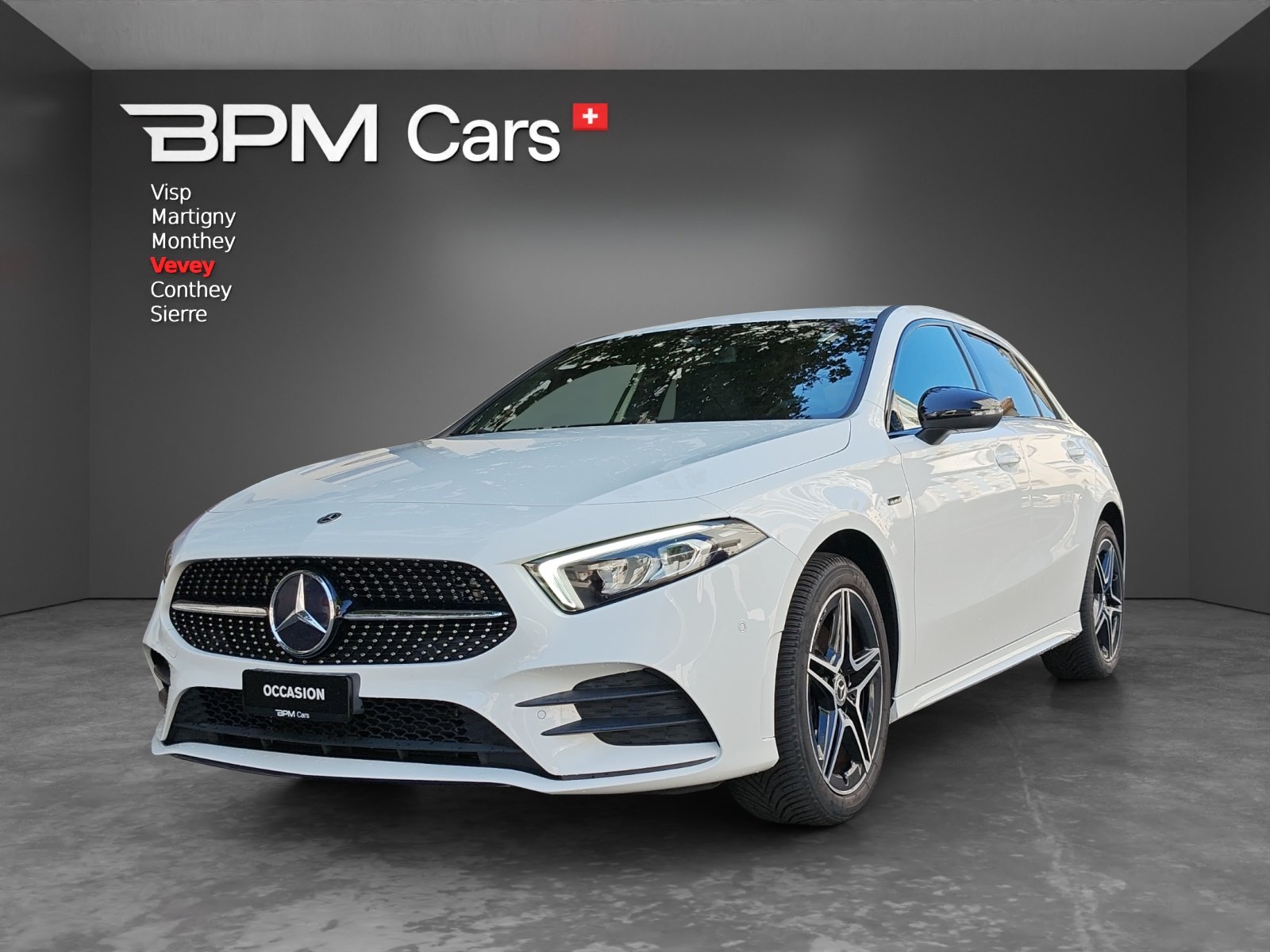 MERCEDES-BENZ A 250e AMG Line 8G-DCT