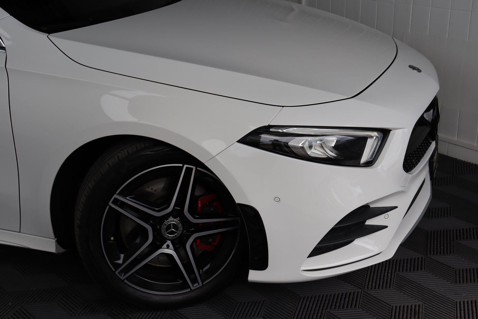 MERCEDES-BENZ A 250 AMG Line 7G-DCT, Benzin, Occasion / Gebraucht, Automatik - 4