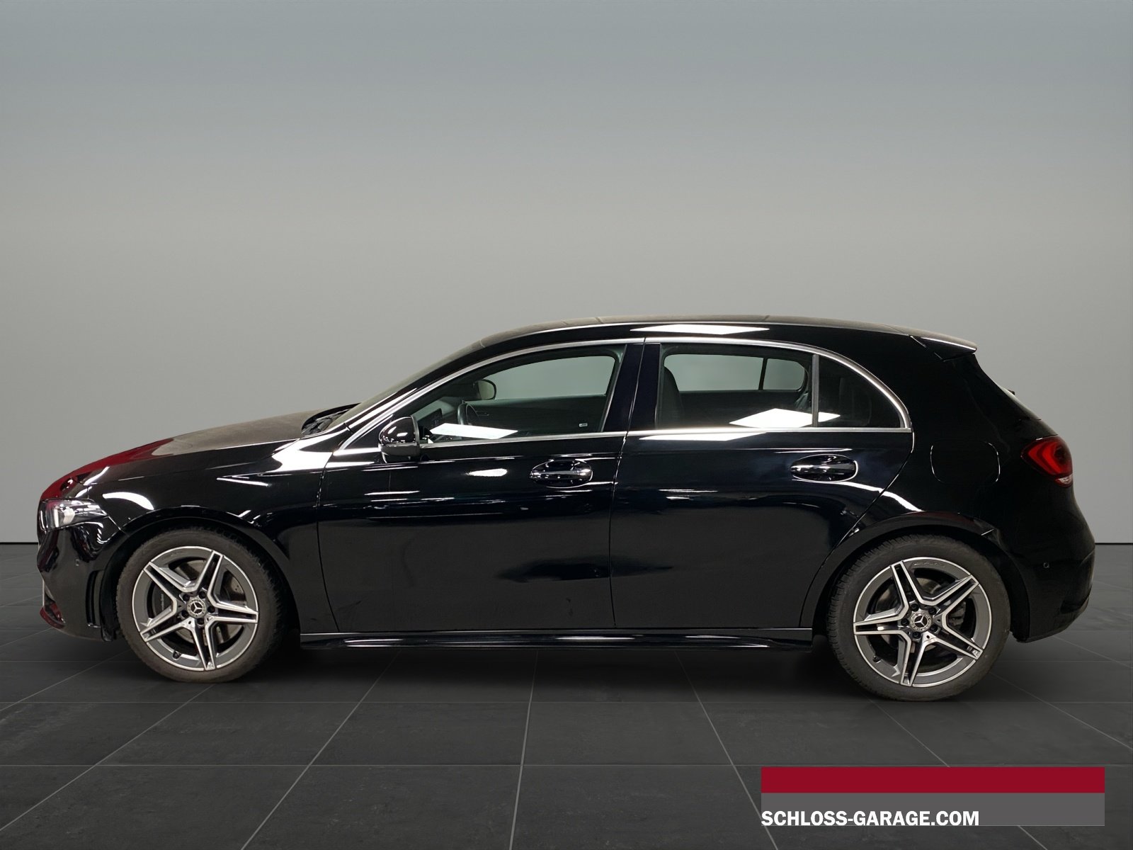 MERCEDES-BENZ A 250 4matic AMG Line Pre, Benzin, Occasion / Gebraucht, Automatik - 3