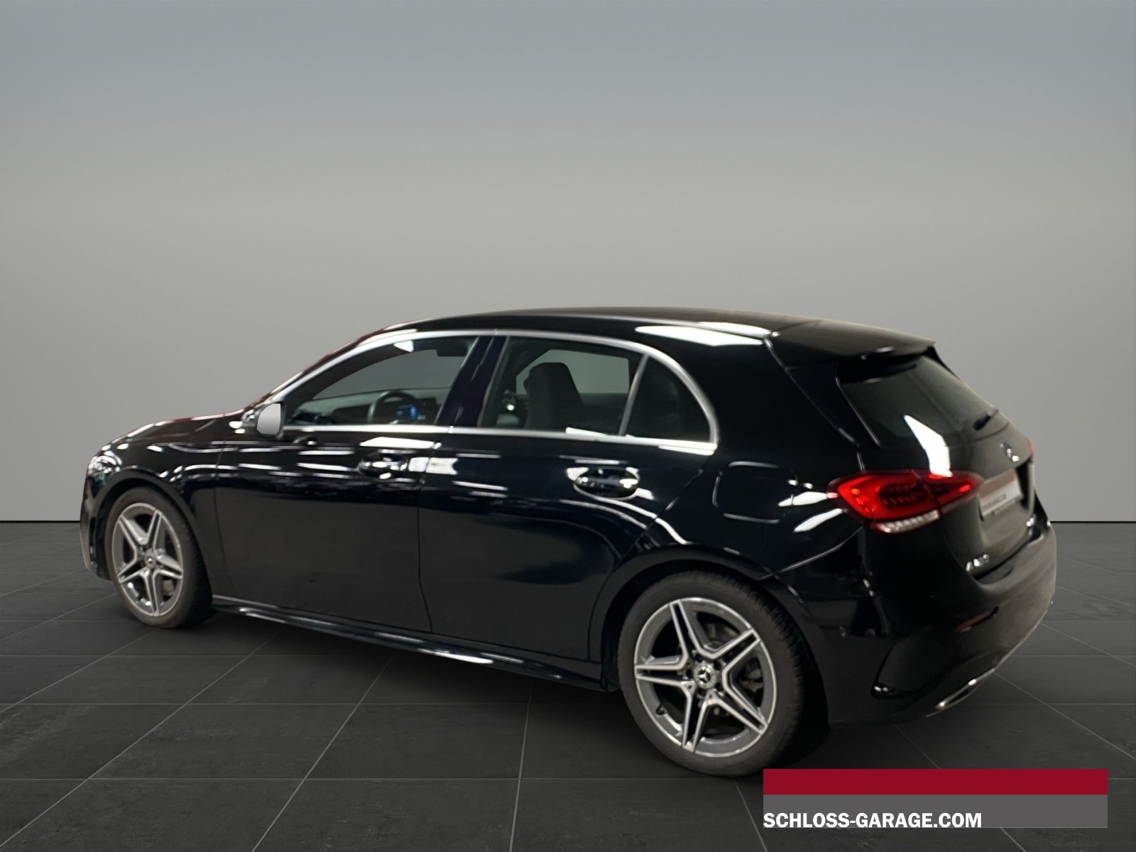 MERCEDES-BENZ A 250 4matic AMG Line Pre, Benzin, Occasion / Gebraucht, Automatik - 4