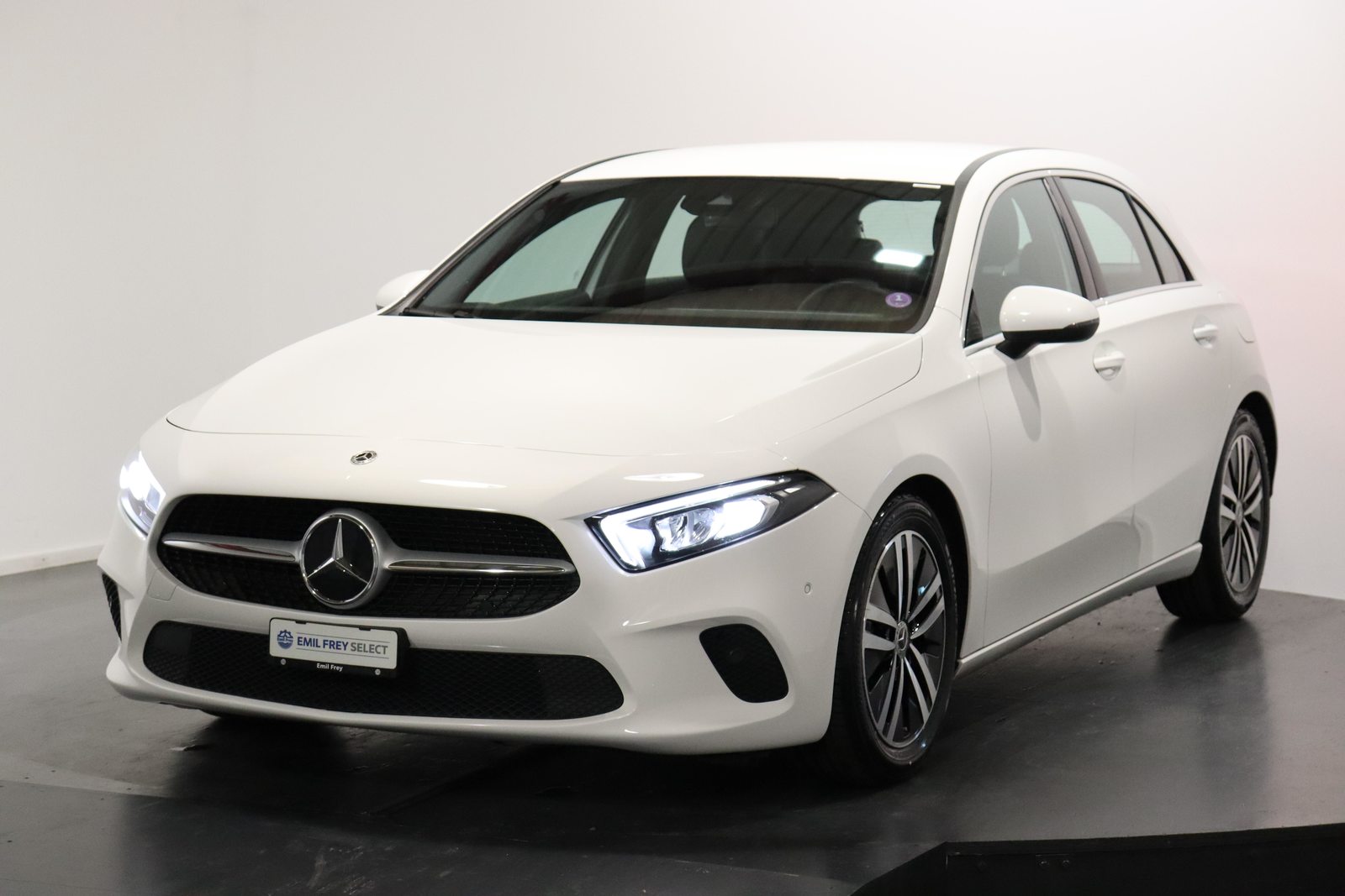MERCEDES-BENZ A 250 Progressive