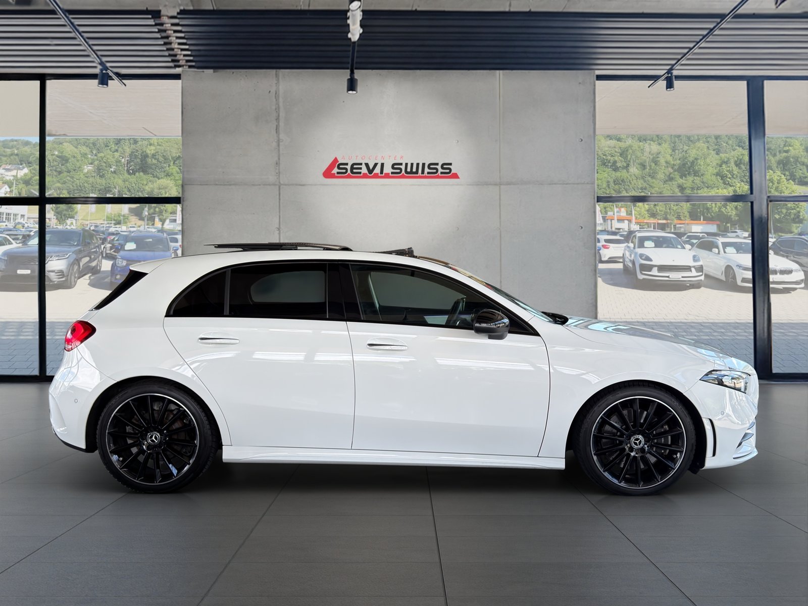 MERCEDES-BENZ A 250 4Matic AMG Line 4Matic 7G-DCT, Petrol, Second hand / Used, Automatic - 2