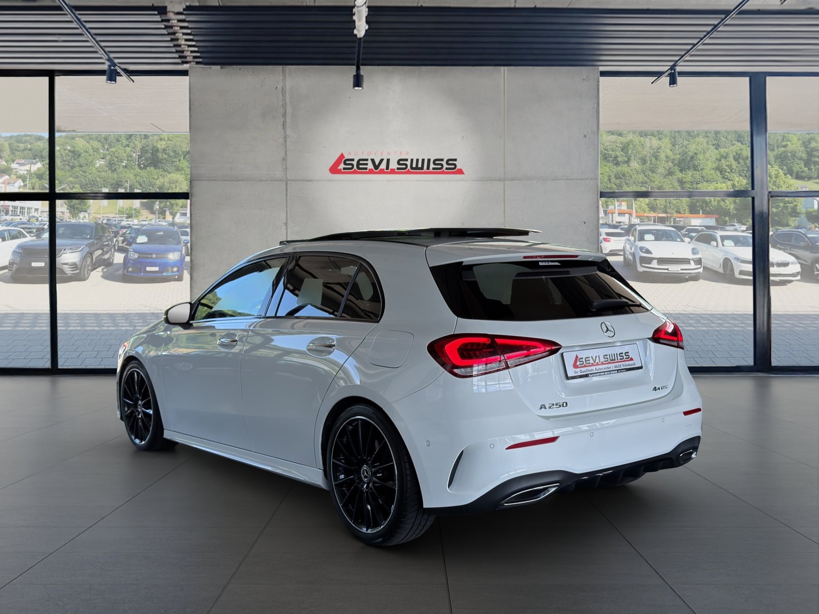 MERCEDES-BENZ A 250 4Matic AMG Line 4Matic 7G-DCT, Petrol, Second hand / Used, Automatic - 4