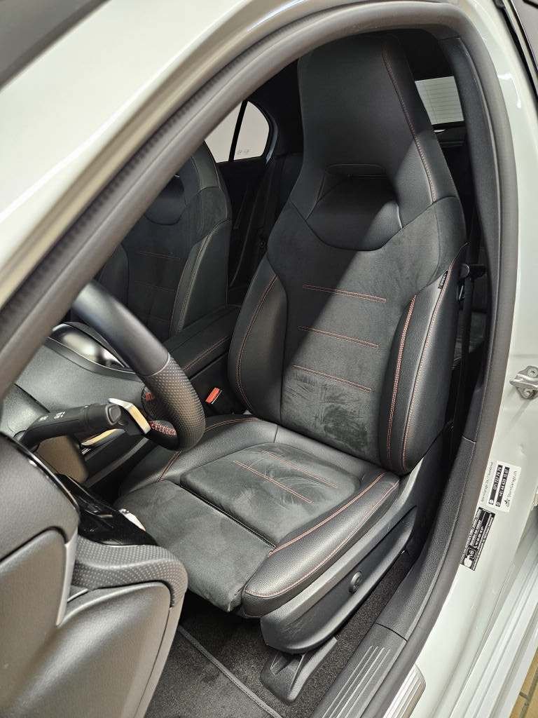 MERCEDES-BENZ A 250 e AMG Line, Plug-in-Hybrid Petrol/Electric, Second hand / Used, Automatic - 6