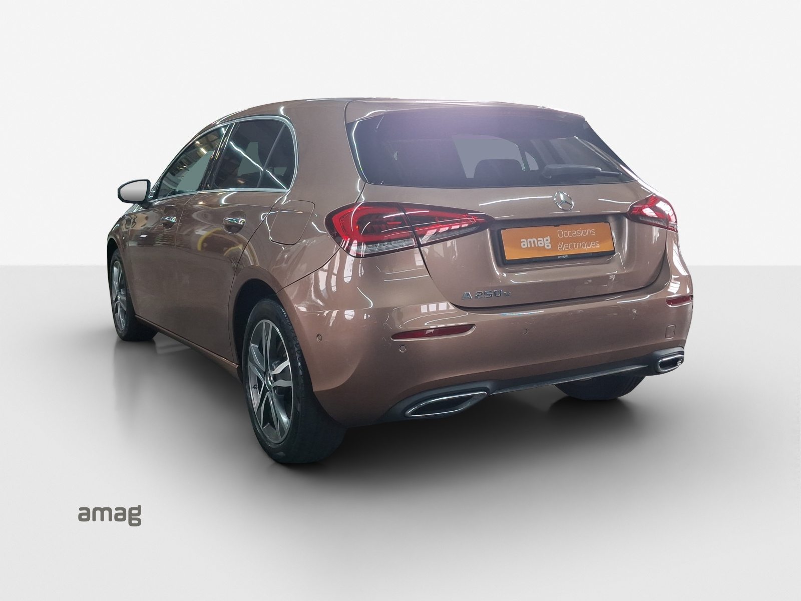 MERCEDES-BENZ A 250e Progressive, Essence, Occasion / Utilisé, Automatique - 4