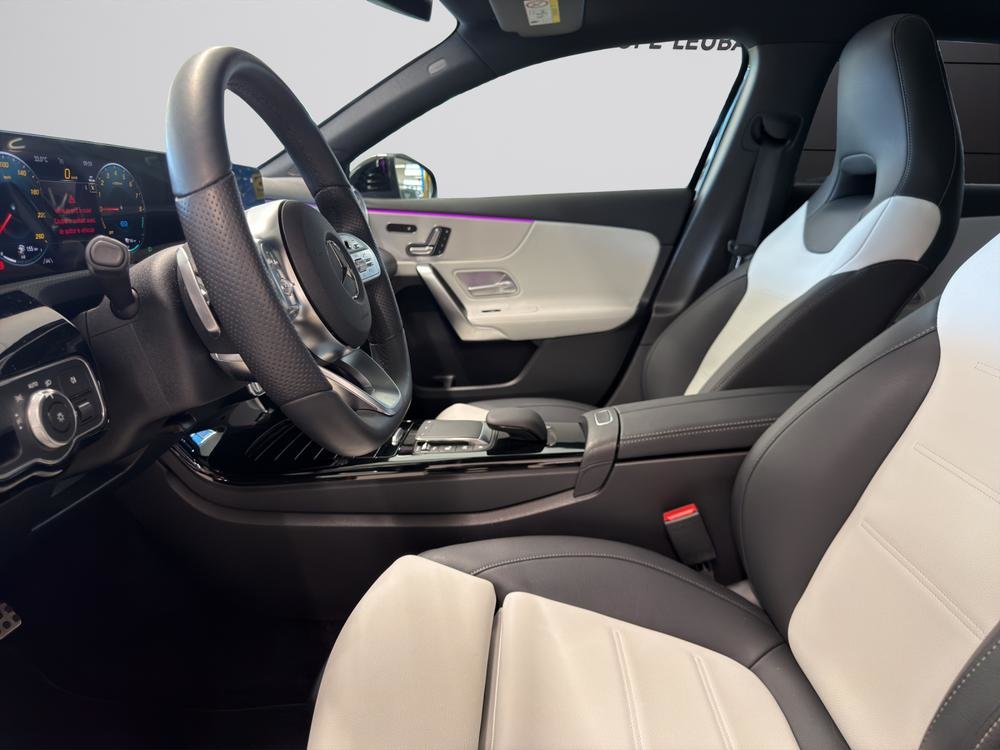 MERCEDES-BENZ A 250e AMG Line, Hybride Rechargeable Essence/Électricité, Occasion / Utilisé, Automatique - 7