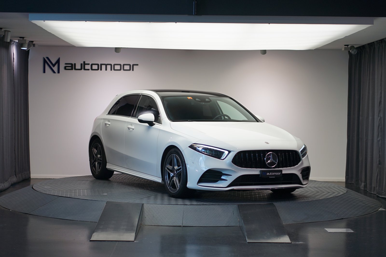 MERCEDES-BENZ A 250 4Matic AMG Line 4Matic 7G-DCT *CH-Fahrze, Petrol, Second hand / Used, Automatic - 3