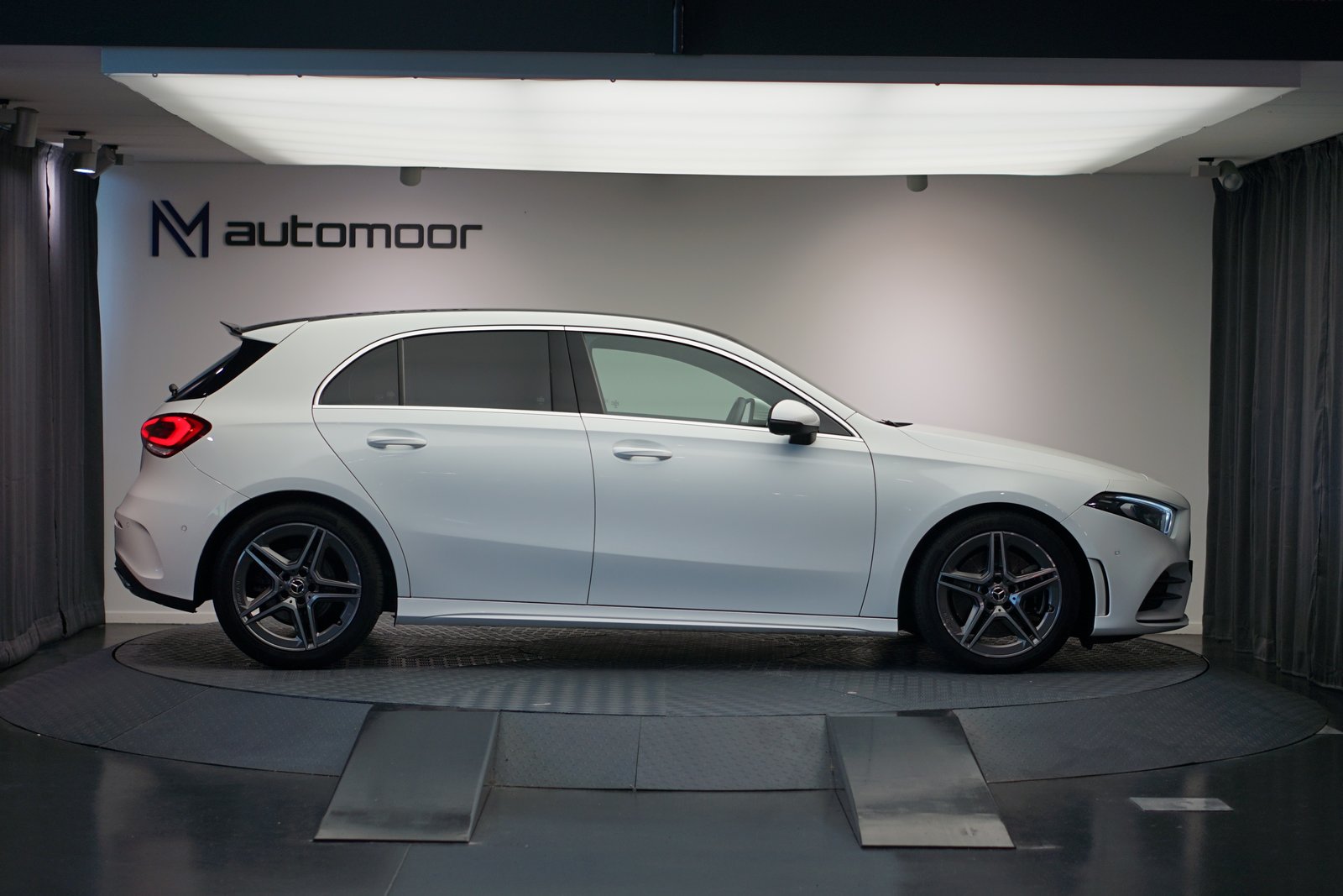 MERCEDES-BENZ A 250 4Matic AMG Line 4Matic 7G-DCT *CH-Fahrze, Petrol, Second hand / Used, Automatic - 4