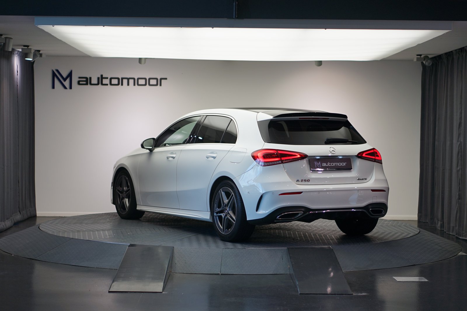 MERCEDES-BENZ A 250 4Matic AMG Line 4Matic 7G-DCT *CH-Fahrze, Petrol, Second hand / Used, Automatic - 7