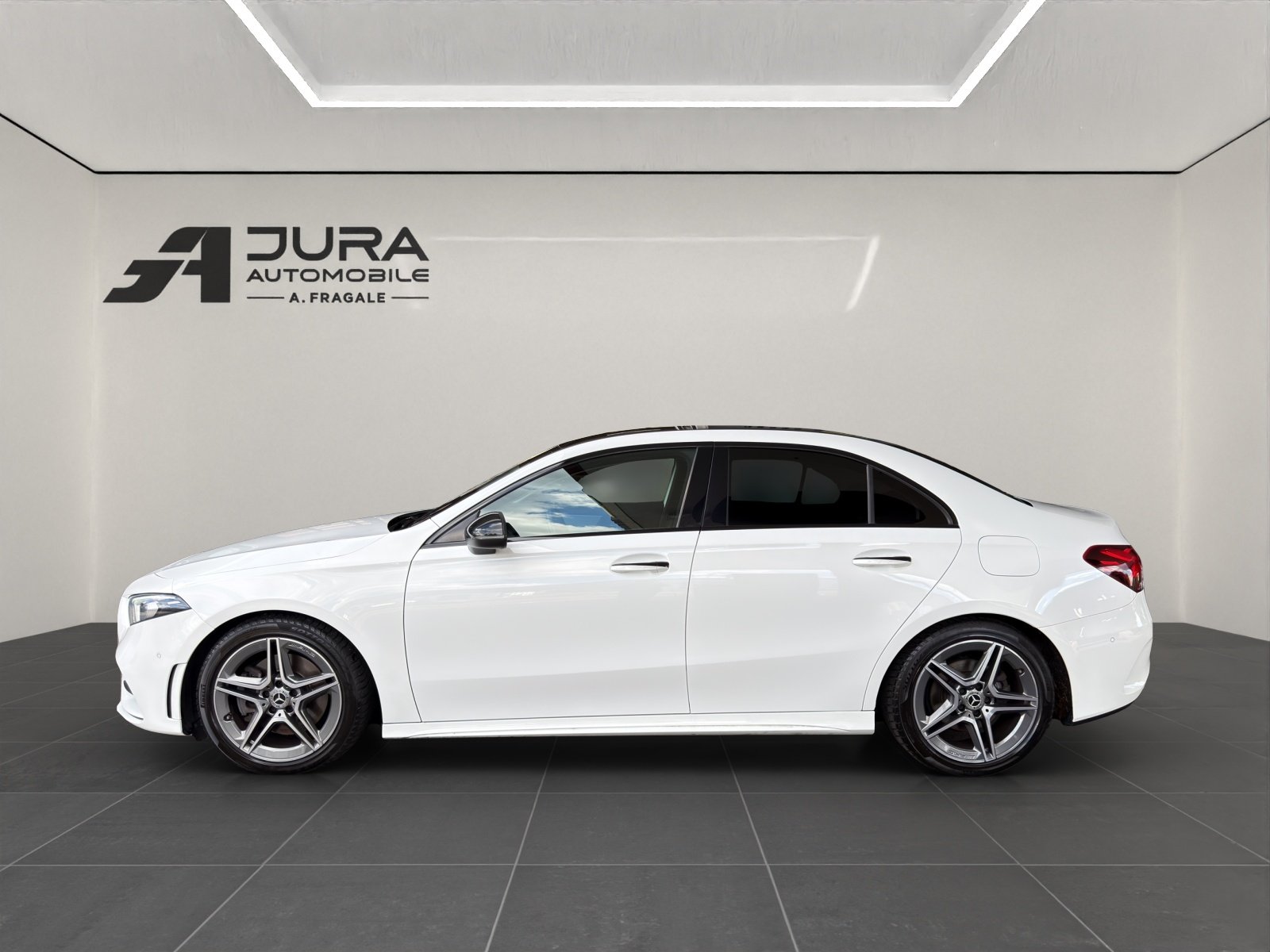 MERCEDES-BENZ A 250 AMG Line 4x4 Limousine, Benzina, Occasioni / Usate, Automatico - 4