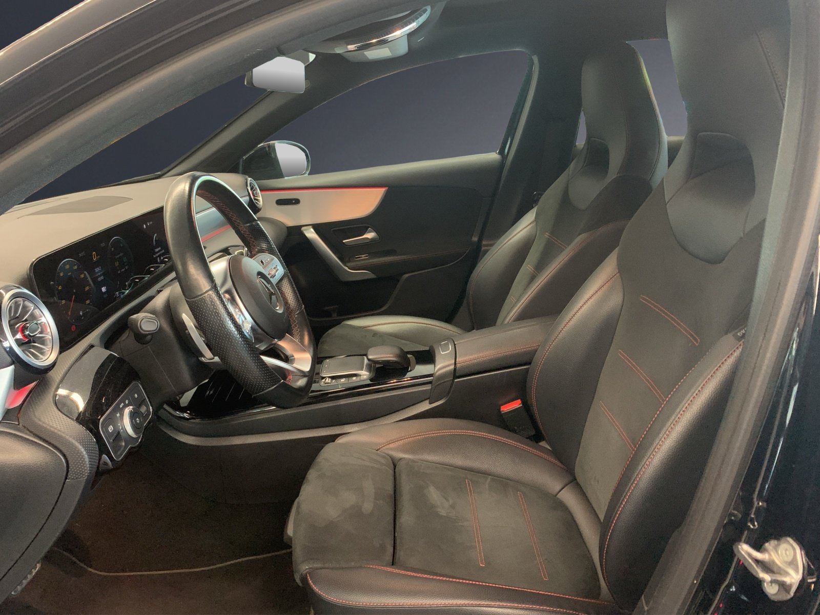 MERCEDES-BENZ A 250 e 8G-DCT, Hybride Rechargeable Essence/Électricité, Occasion / Utilisé, Automatique - 6