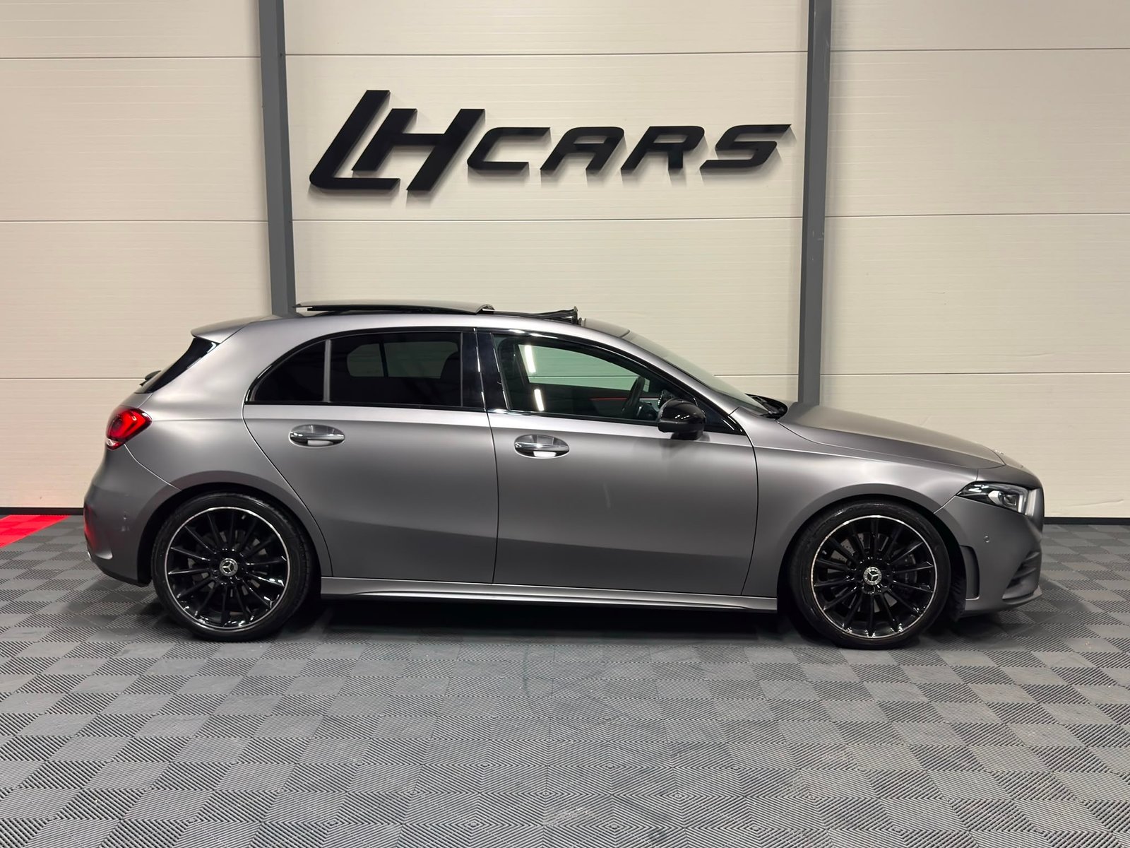 MERCEDES-BENZ A 250 AMG Line 4m  MATT, Petrol, Second hand / Used, Automatic - 5