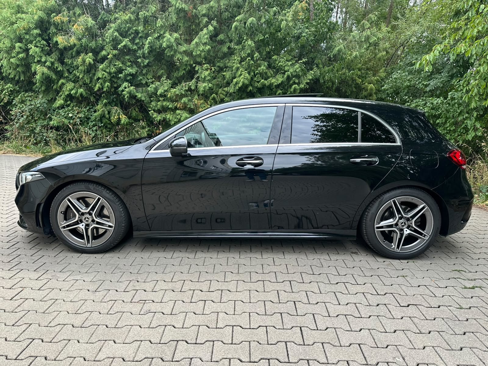 MERCEDES-BENZ A 250 4Matic AMG Line 4Matic 7G-DCT, Essence, Occasion / Utilisé, Automatique - 2