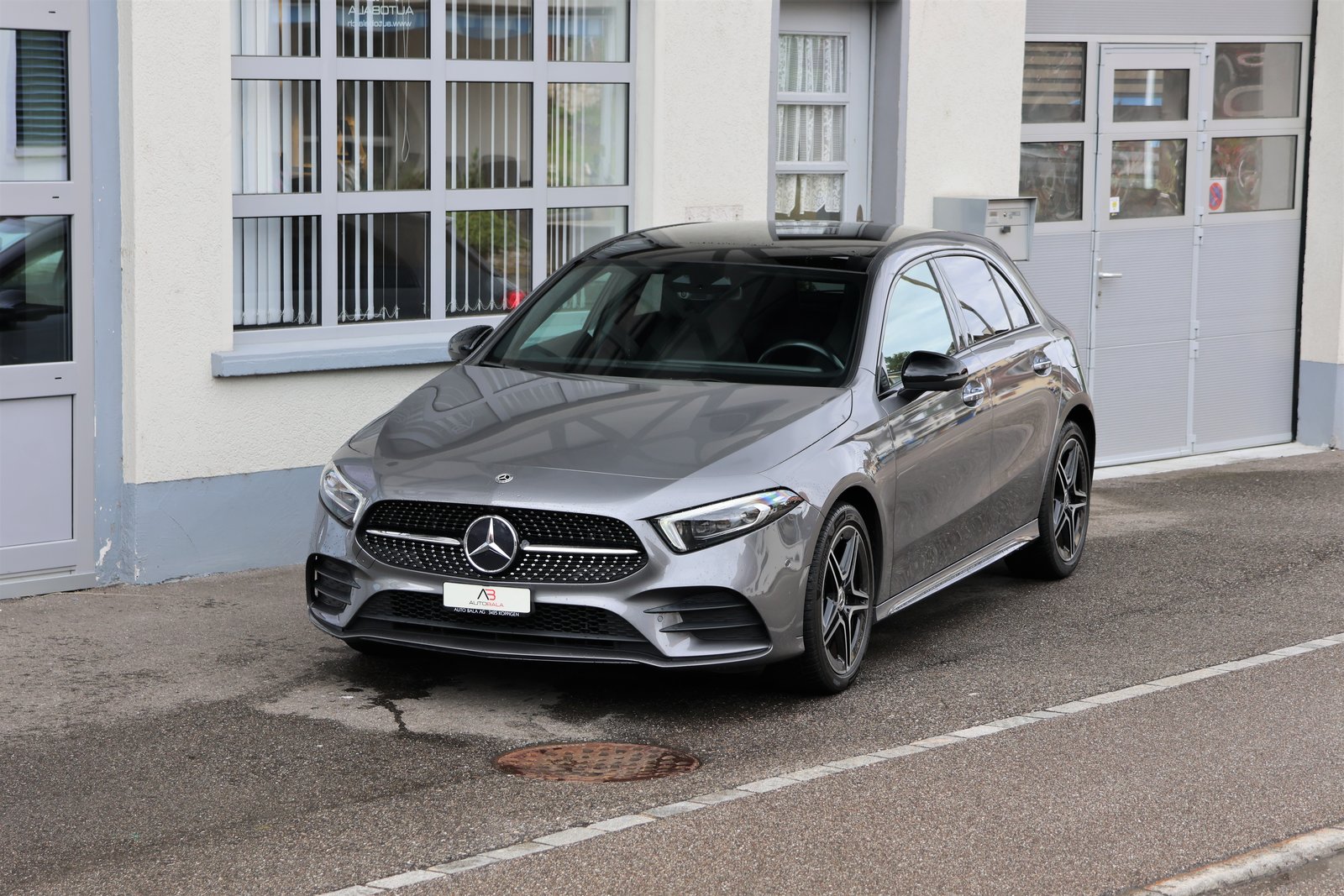 MERCEDES-BENZ A 250e AMG Line 8G-DCT