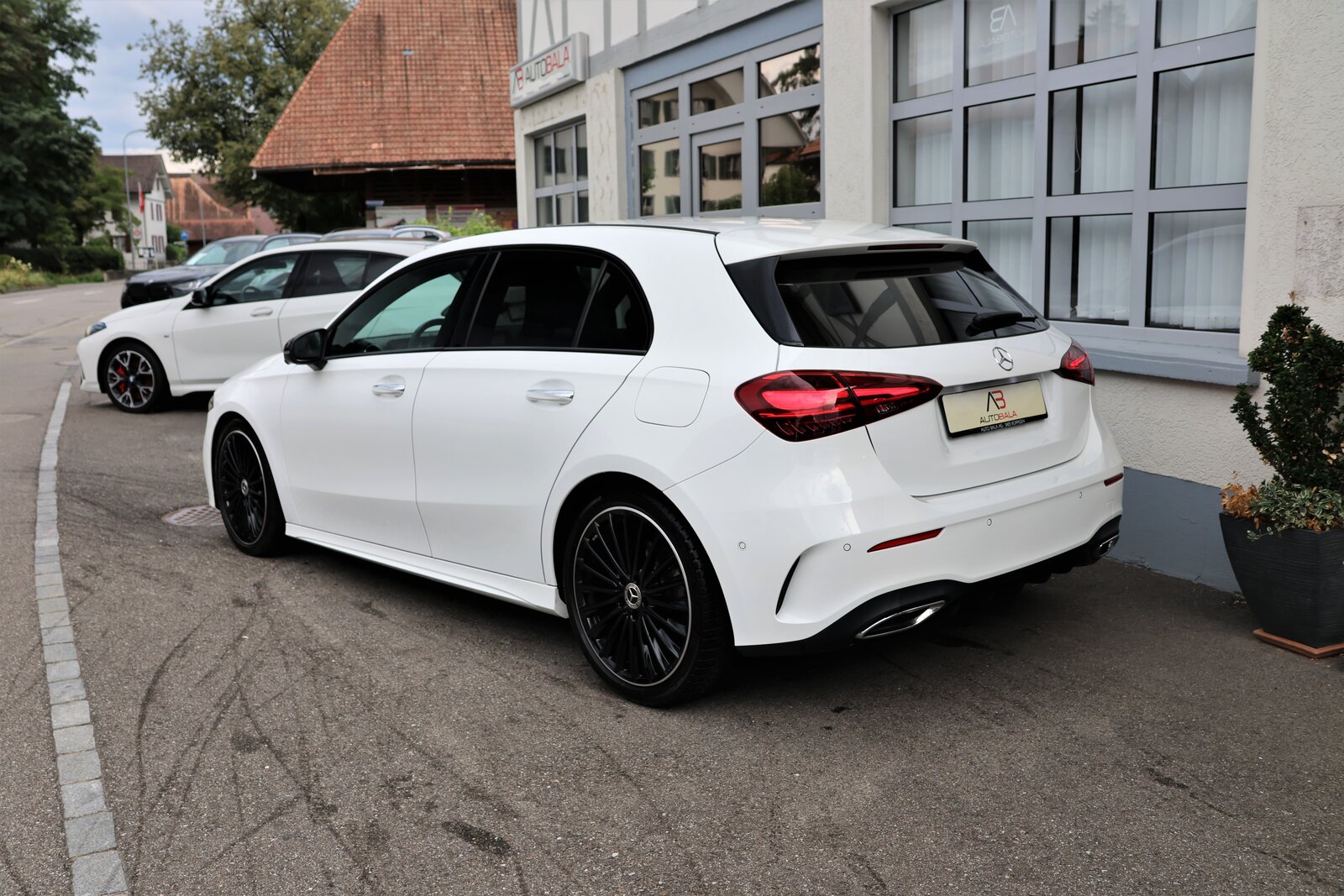 MERCEDES-BENZ A 250 4Matic AMG Line 4Matic 7G-DCT *Facelift*, Essence, Occasion / Utilisé, Automatique - 7