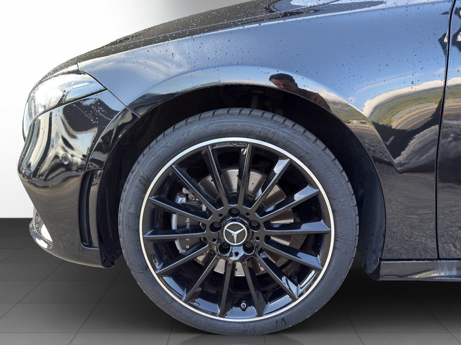 MERCEDES-BENZ A 250e AMG Line, Plug-in-Hybrid Benzin/Elektro, Occasion / Gebraucht, Automatik - 6