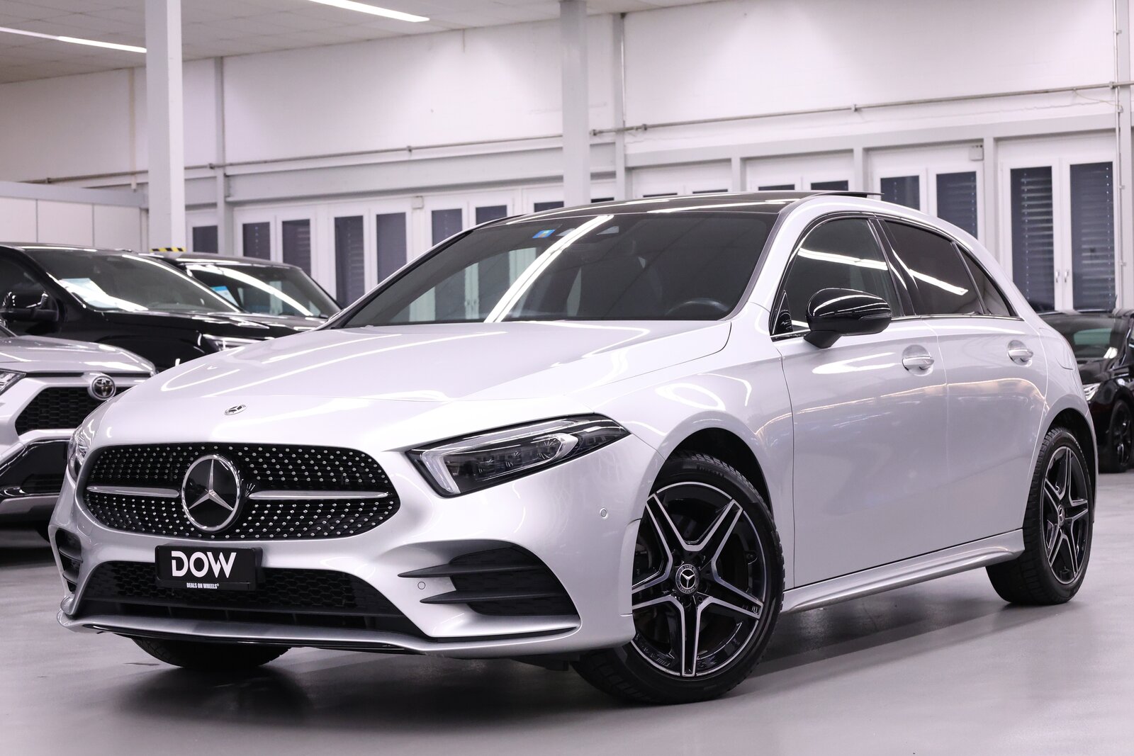 MERCEDES-BENZ A 250 e AMG Line