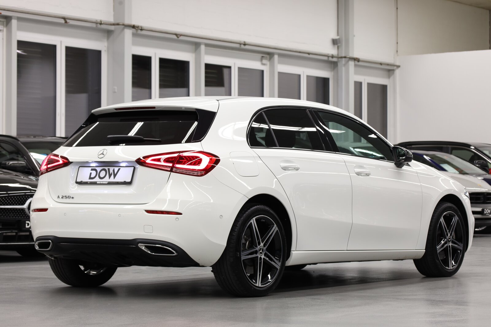 MERCEDES-BENZ A 250 e Progressive, Plug-in-Hybrid Benzin/Elektro, Occasion / Gebraucht, Automatik - 6