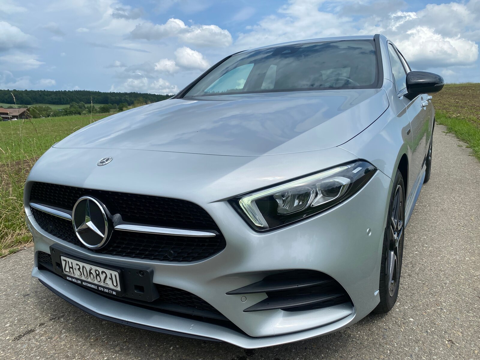 MERCEDES-BENZ A 250e AMG Line 8G-DCT