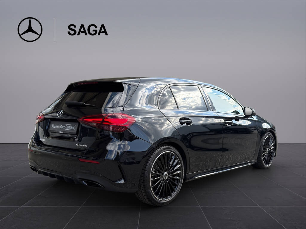 MERCEDES-BENZ A 250 AMG Line 4m, Mild-Hybrid Petrol/Electric, Second hand / Used, Automatic - 6
