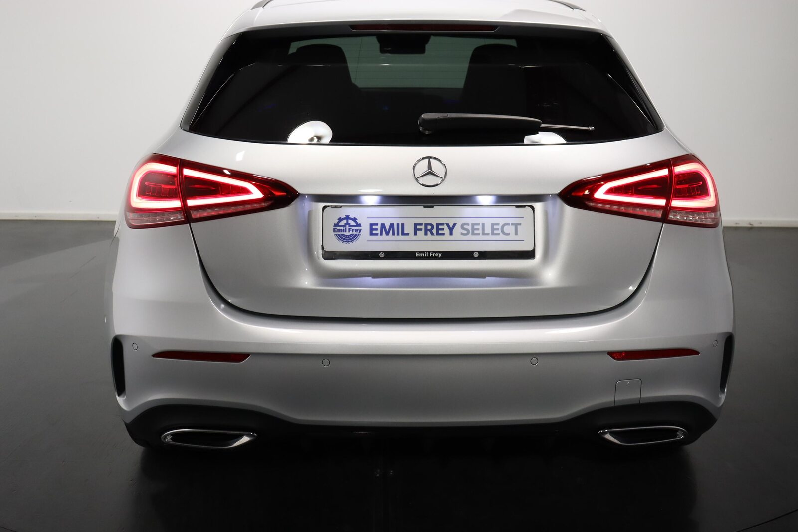 MERCEDES-BENZ A 250 e AMG Line, Plug-in-Hybrid Petrol/Electric, Second hand / Used, Automatic - 4