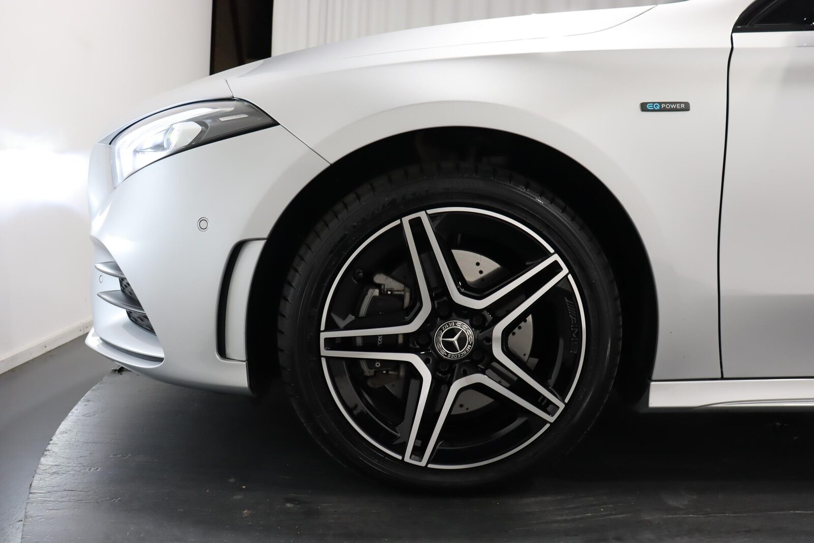 MERCEDES-BENZ A 250 e AMG Line, Plug-in-Hybrid Petrol/Electric, Second hand / Used, Automatic - 6