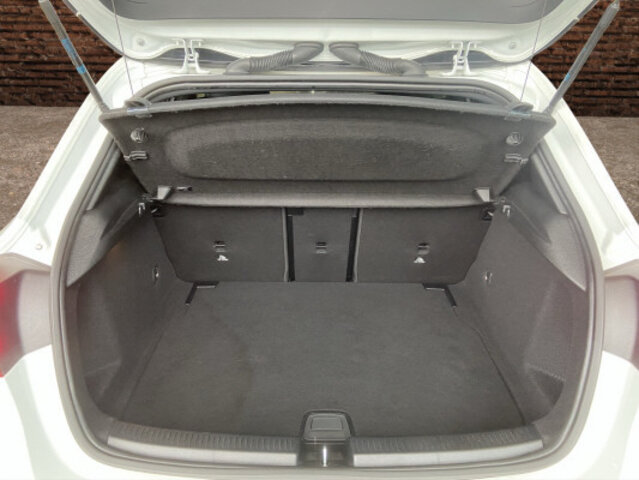 MERCEDES-BENZ A 250 AMG Line 4Matic, Second hand / Used, Automatic - 7