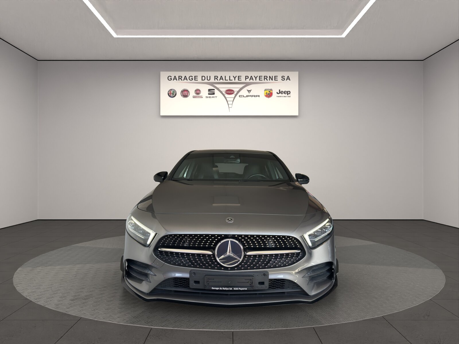 MERCEDES-BENZ A 250 AMG Line 7G-DCT