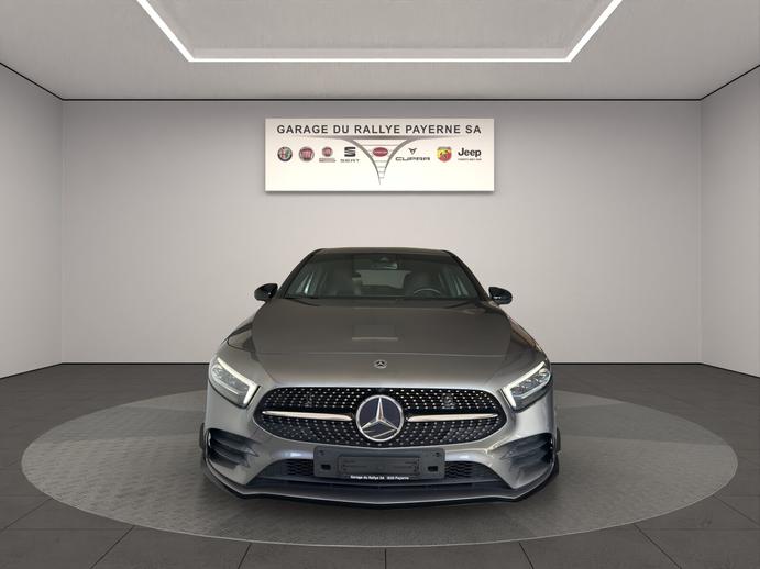 MERCEDES-BENZ A 250 AMG Line 7G-DCT, Petrol, Second hand / Used, Automatic