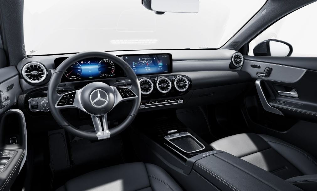 MERCEDES-BENZ A 250 e 8G-DCT, Plug-in-Hybrid Benzin/Elektro, Vorführwagen, Automatik - 3