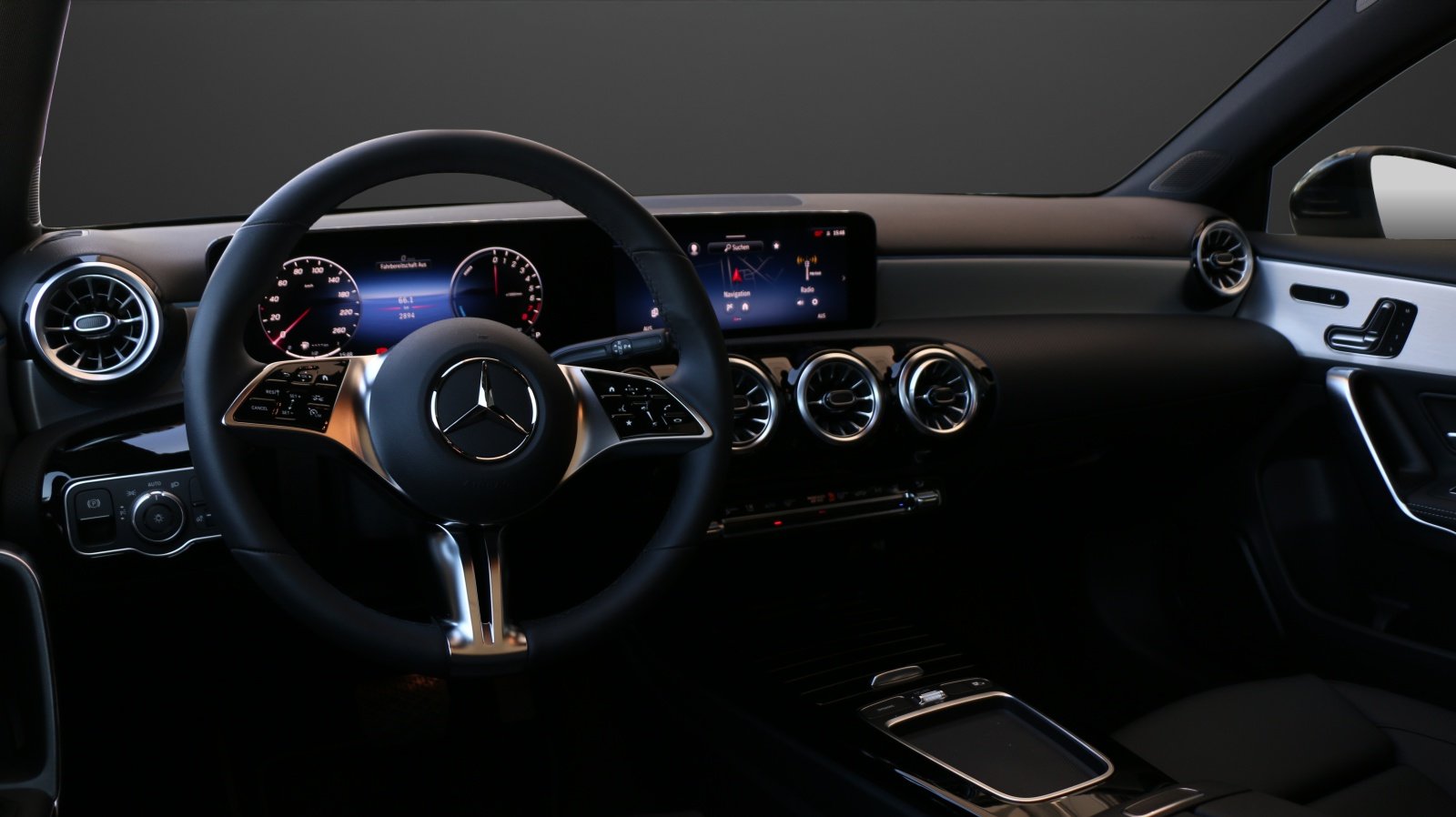 MERCEDES-BENZ A 250 e 8G-DCT, Plug-in-Hybrid Benzin/Elektro, Vorführwagen, Automatik - 5