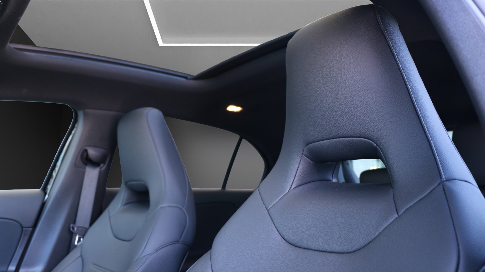 MERCEDES-BENZ A 250 e 8G-DCT, Plug-in-Hybrid Benzin/Elektro, Vorführwagen, Automatik - 7