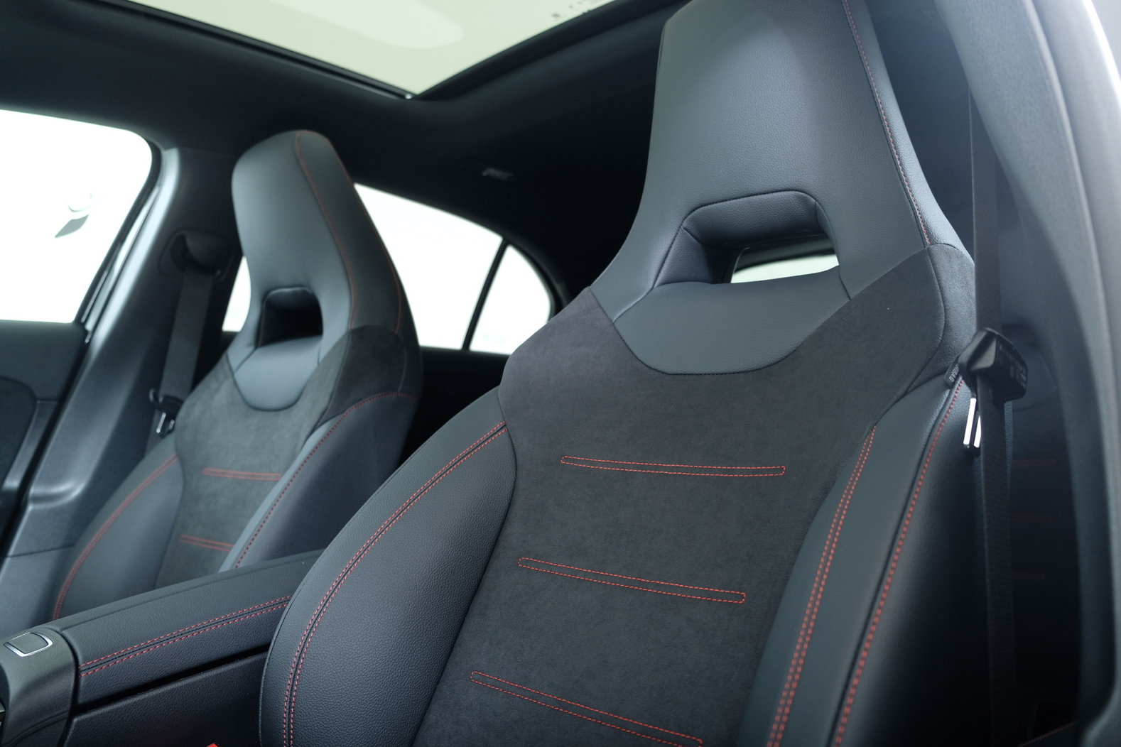 MERCEDES-BENZ A 250 4Matic 8G-DCT, Essence, Voiture de démonstration, Automatique - 7