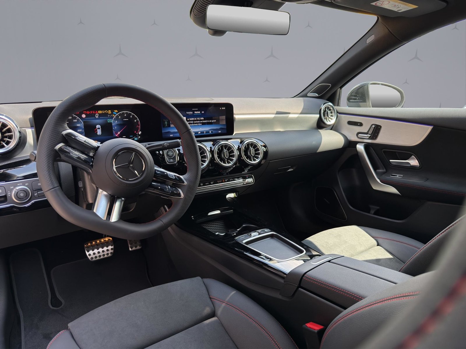 MERCEDES-BENZ A 250 AMG Line 4m, Mild-Hybrid Petrol/Electric, Ex-demonstrator, Automatic - 7