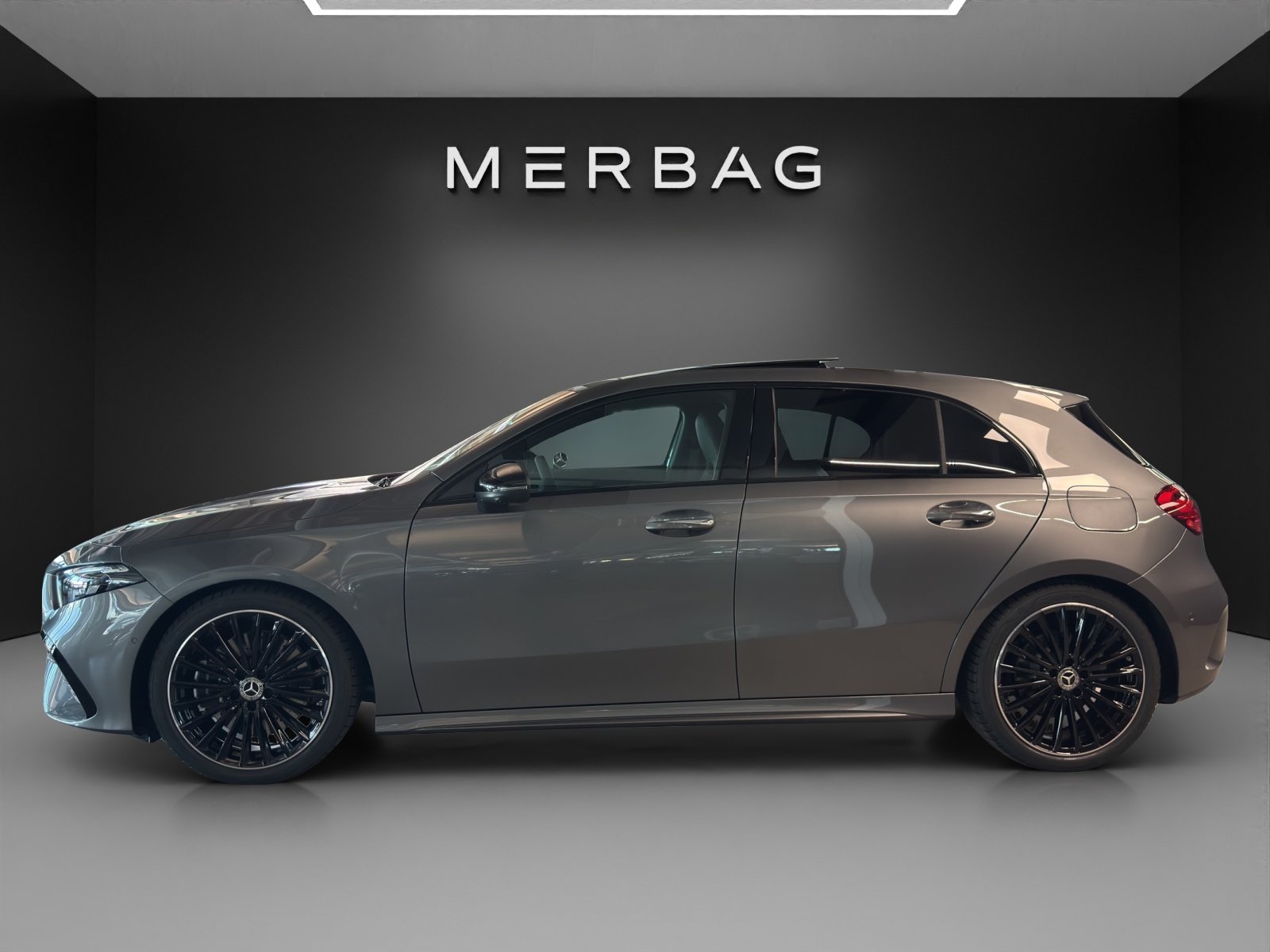 MERCEDES-BENZ A 250 4Matic 8G-DCT, Mild-Hybrid Benzin/Elektro, Vorführwagen, Automatik - 2