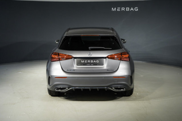 MERCEDES-BENZ A 250 4Matic 8G-DCT, Hybride Léger Essence/Électricité, Voiture de démonstration, Automatique - 4