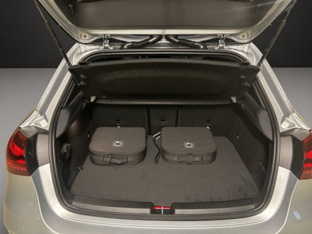 MERCEDES-BENZ A 250 e EQ Star 8G-DCT, Plug-in-Hybrid Benzin/Elektro, Vorführwagen, Automatik - 5