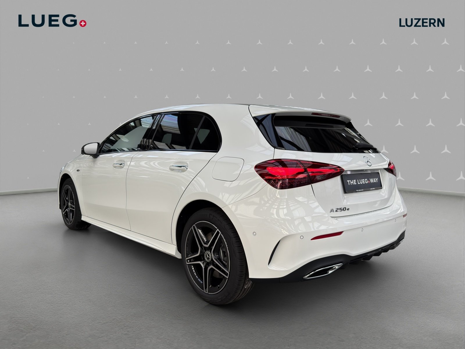 MERCEDES-BENZ A 250 e EQ Star 8G-DCT, Plug-in-Hybrid Benzin/Elektro, Vorführwagen, Automatik - 3