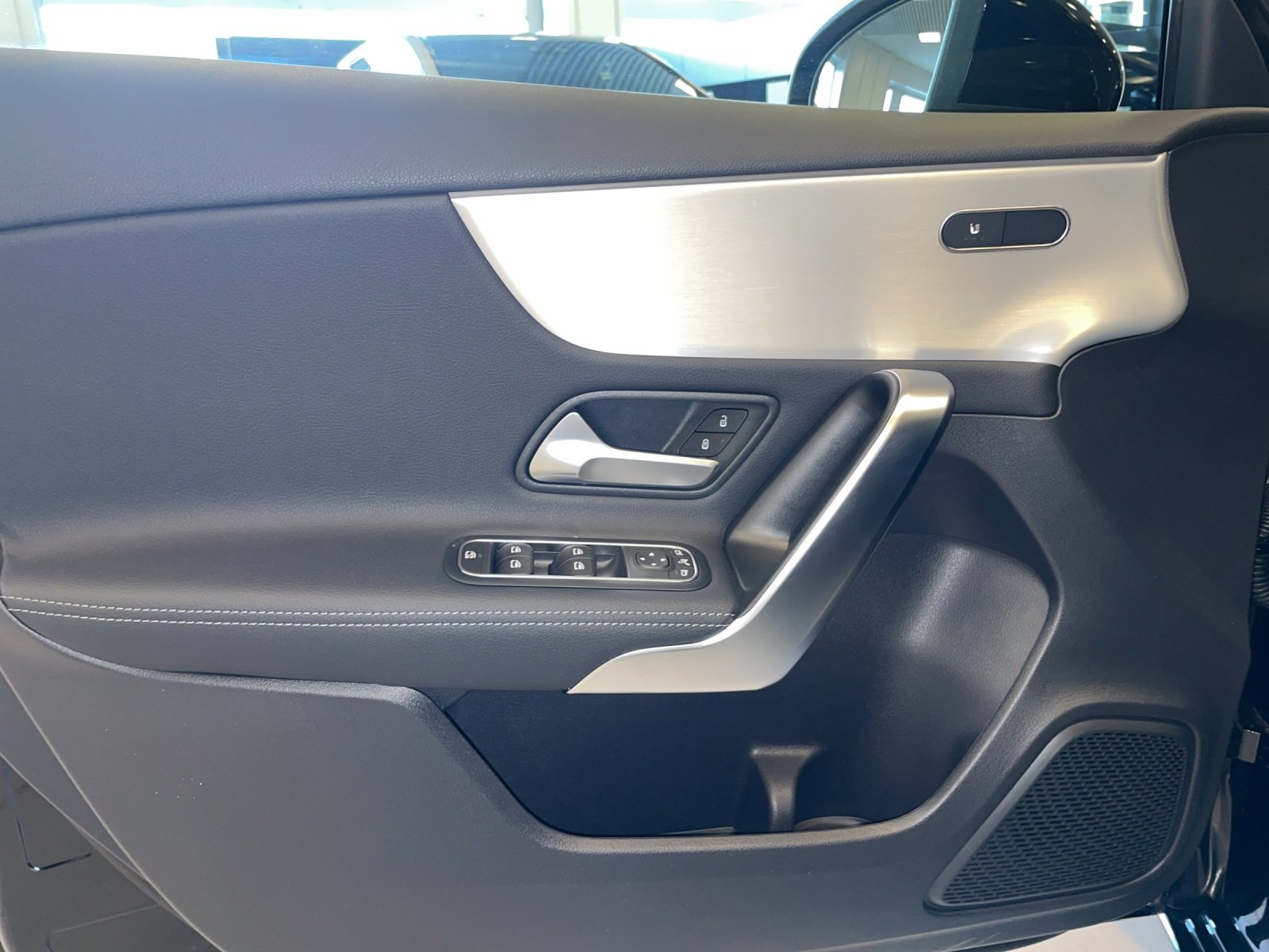 MERCEDES-BENZ A 250 4Matic 8G-DCT, Mild-Hybrid Benzin/Elektro, Vorführwagen, Automatik - 6