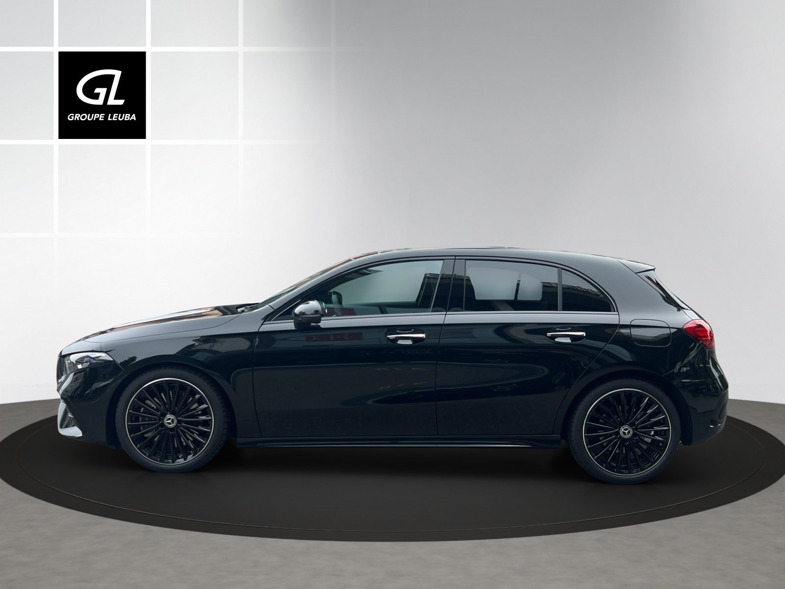 MERCEDES-BENZ A 250 4Matic 8G-DCT, Mild-Hybrid Petrol/Electric, Ex-demonstrator, Automatic - 3