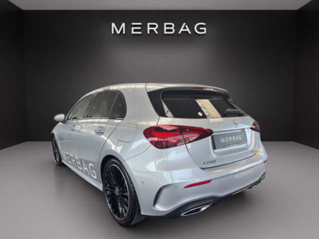 MERCEDES-BENZ A 250 4Matic 8G-DCT, Mild-Hybrid Benzin/Elektro, Vorführwagen, Automatik - 4