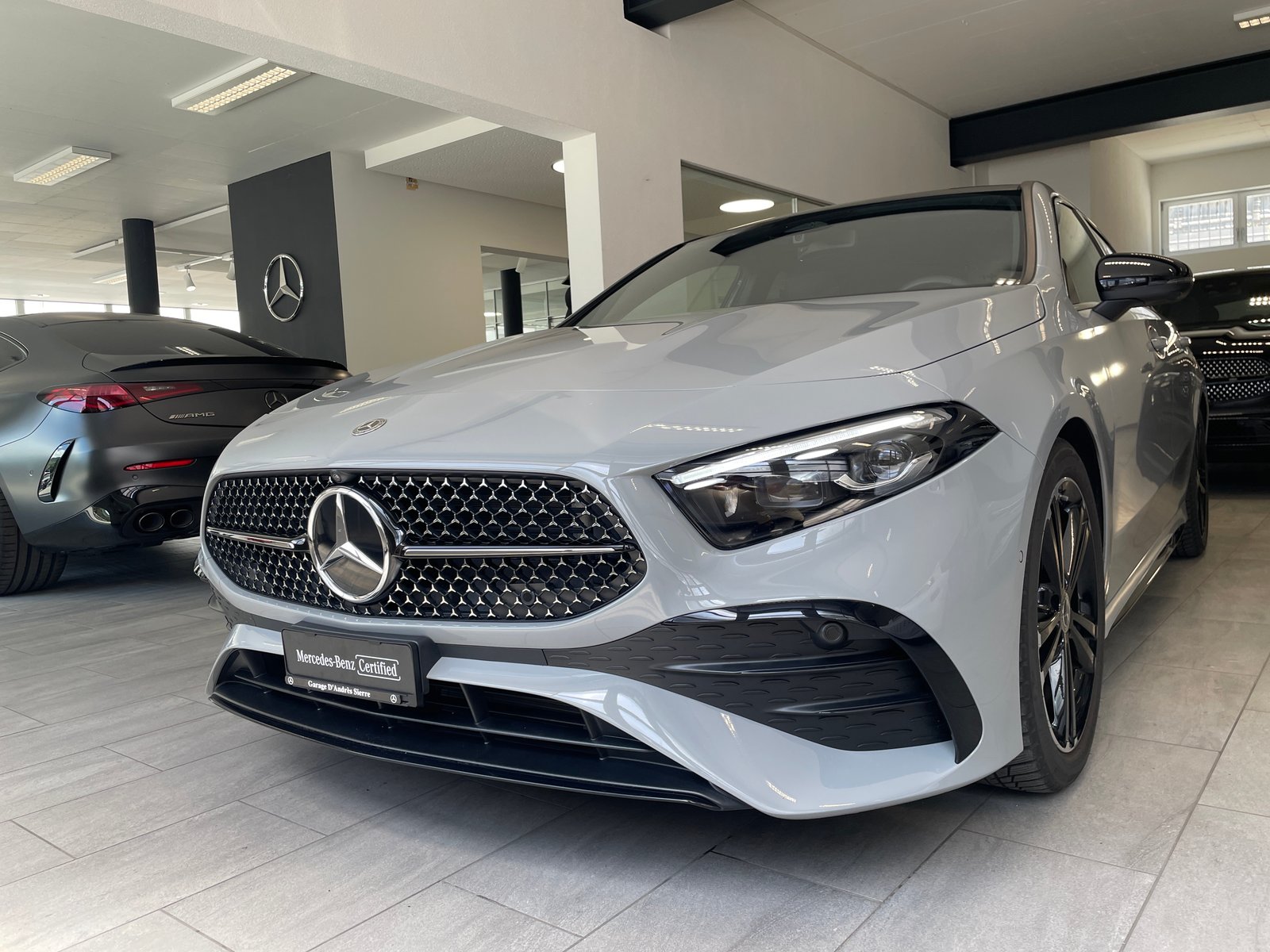 MERCEDES-BENZ A 250 4Matic 8G-DCT AMG Line, Hybride Léger Essence/Électricité, Voiture de démonstration, Automatique - 3